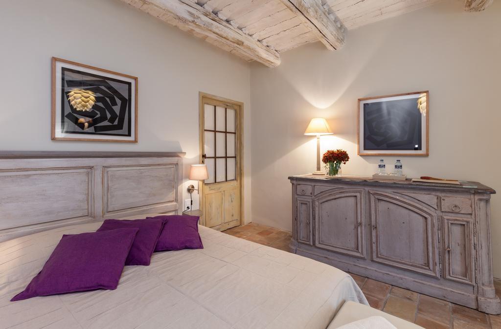 La Louviere Des Bruyeres Bed and Breakfast Robion en Luberon Δωμάτιο φωτογραφία